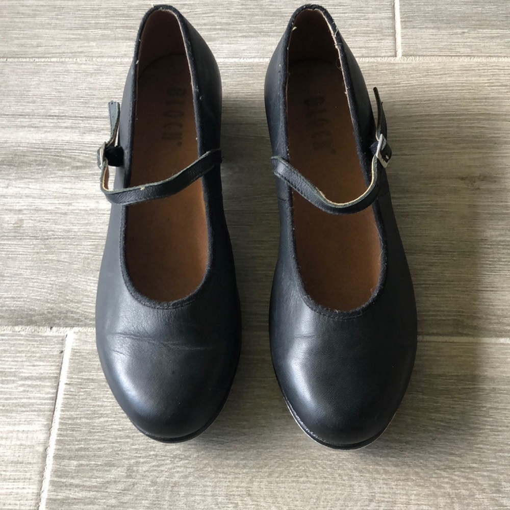 Bloch Women’s tap shoe